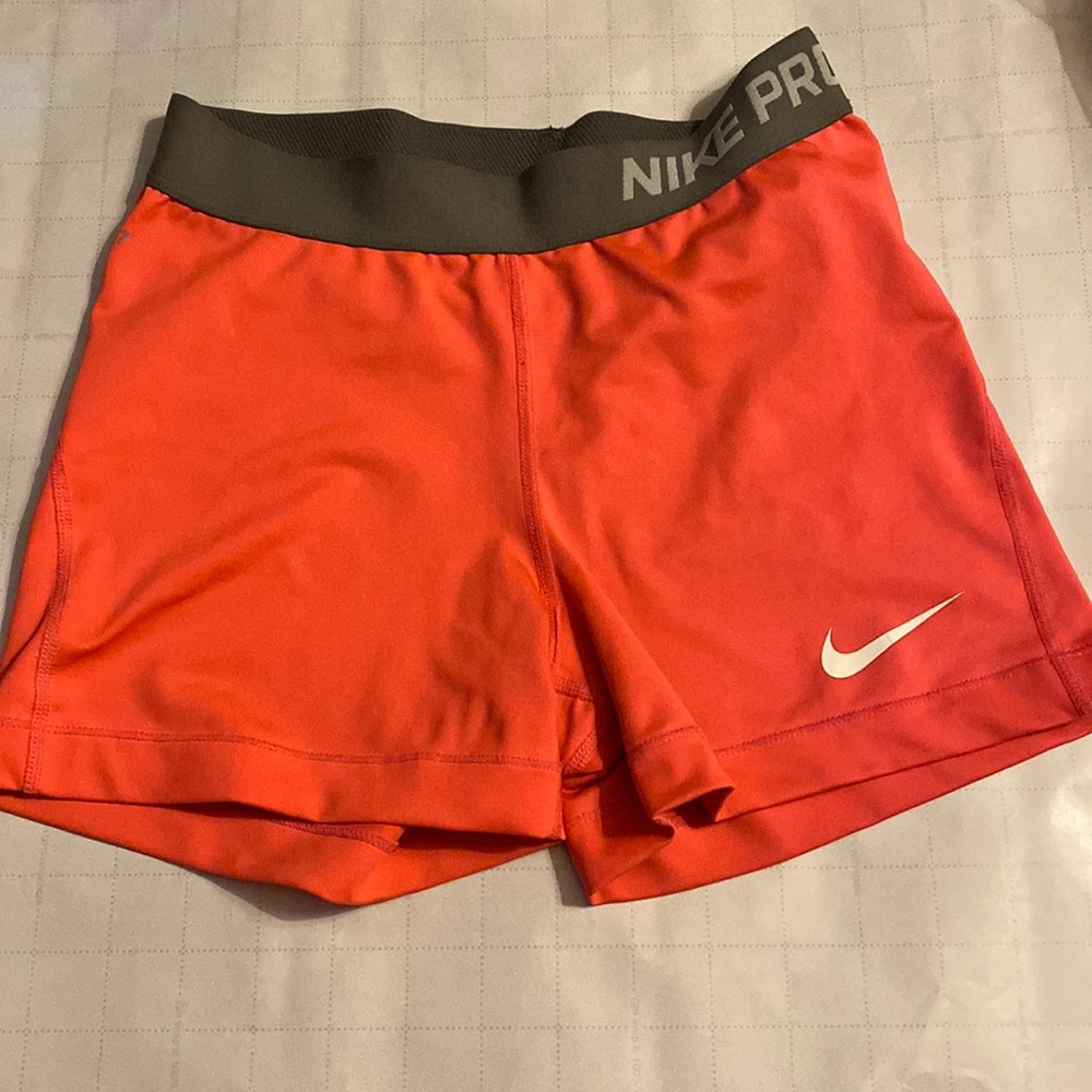 Nike spandex